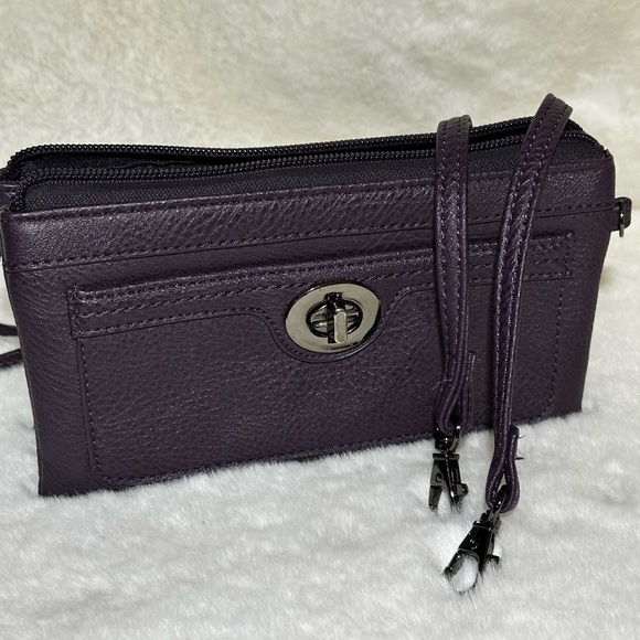 Crossbody Wallet - Picture 1 of 6